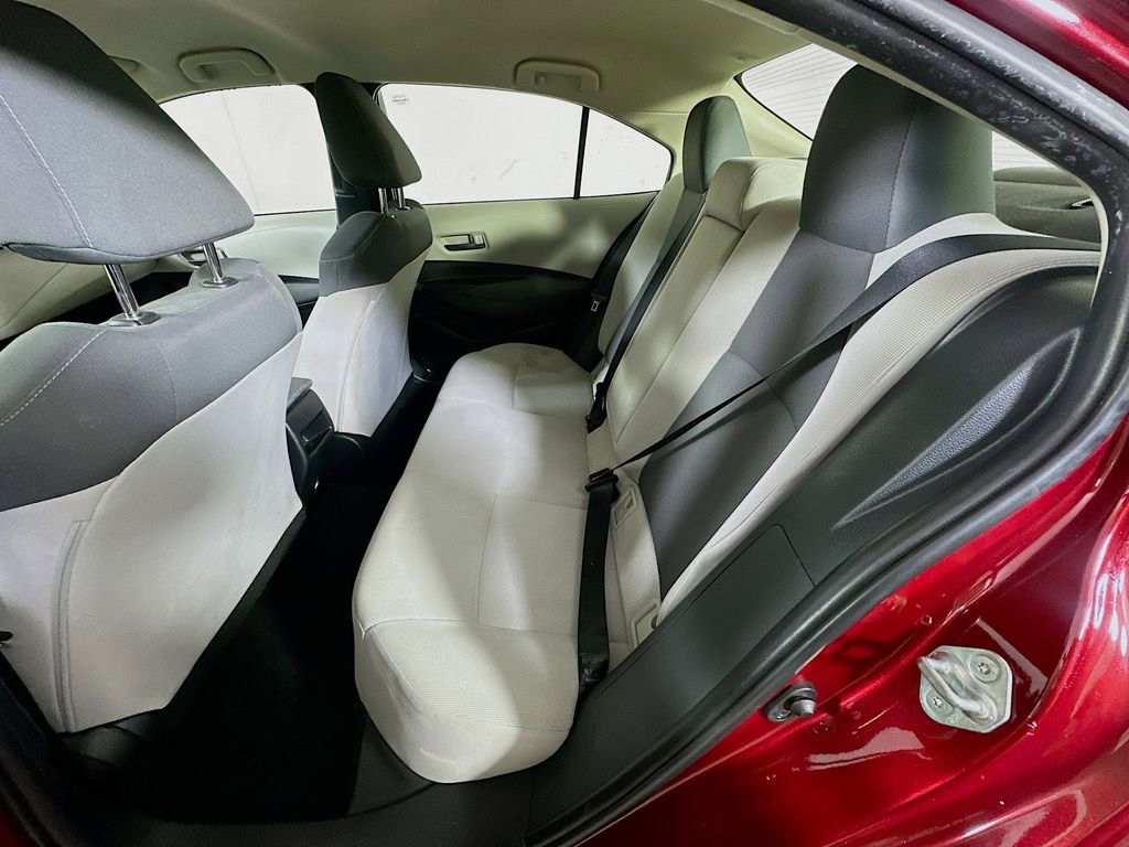 Used 2022 Toyota Corolla LE FWD image 13