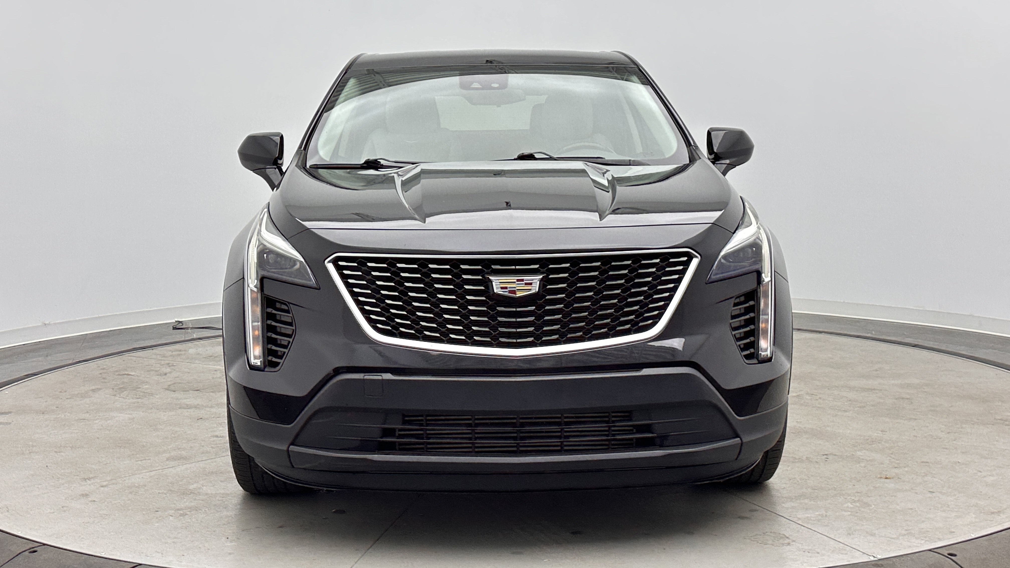 Used 2021 Cadillac XT4 Luxury w/ Cold Weather Package FWD video 2