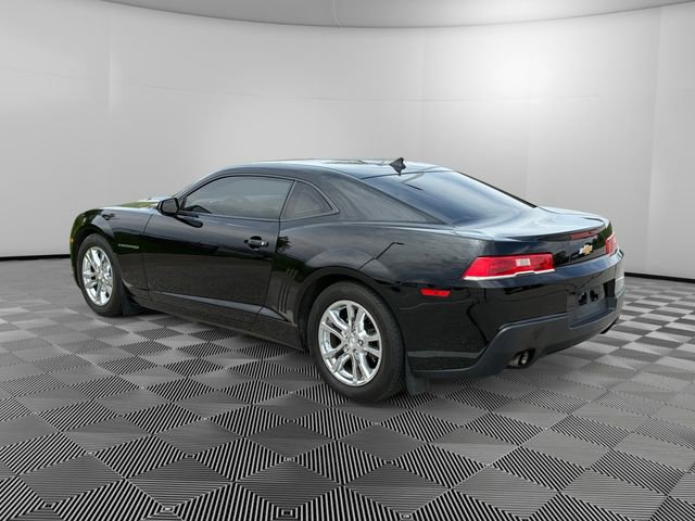 Used 2015 Chevrolet Camaro LS RWD image 3