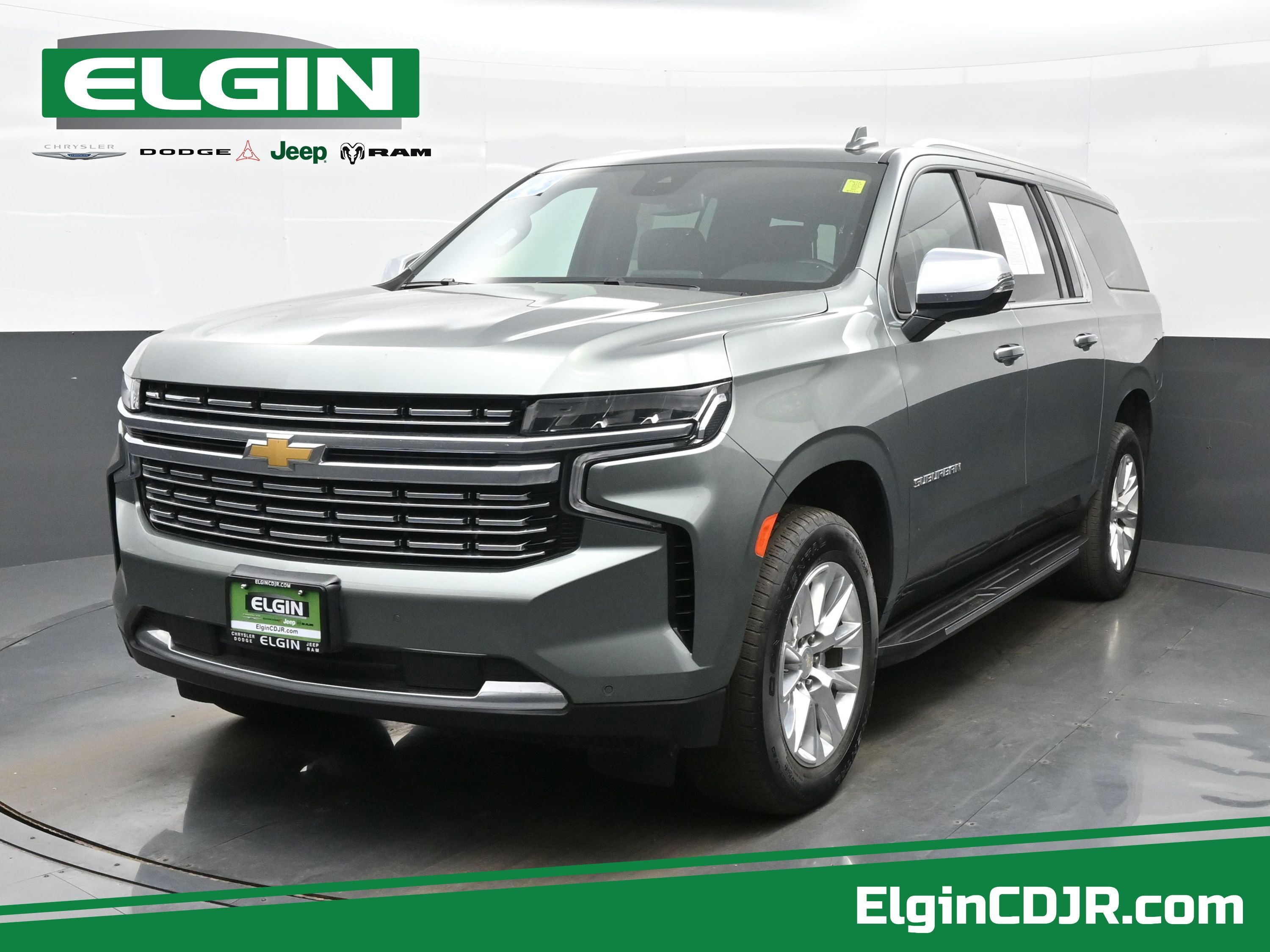 Used 2023 Chevrolet Suburban Premier AWD/4WD image 1