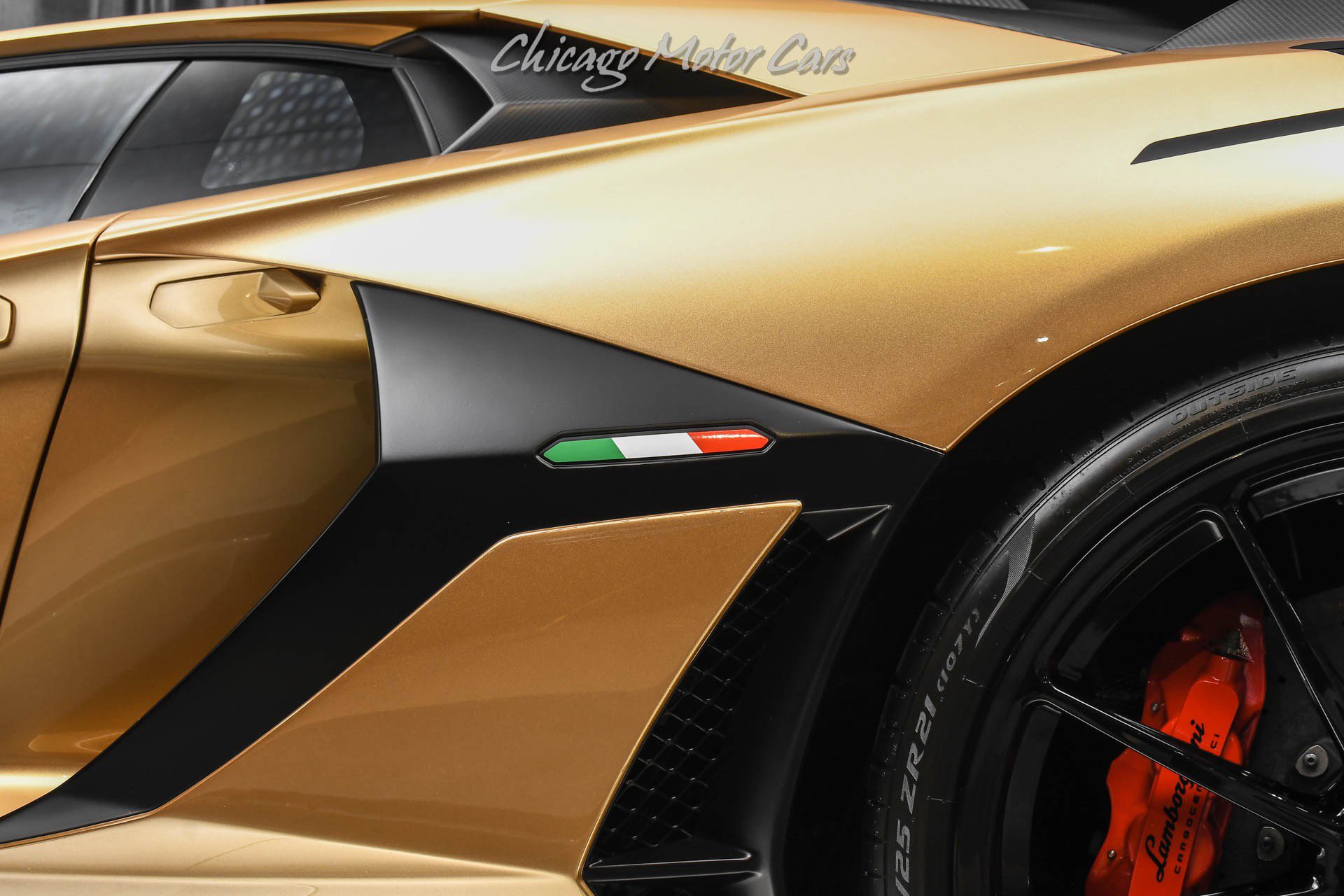 Used 2019 Lamborghini Aventador SVJ AWD/4WD image 38