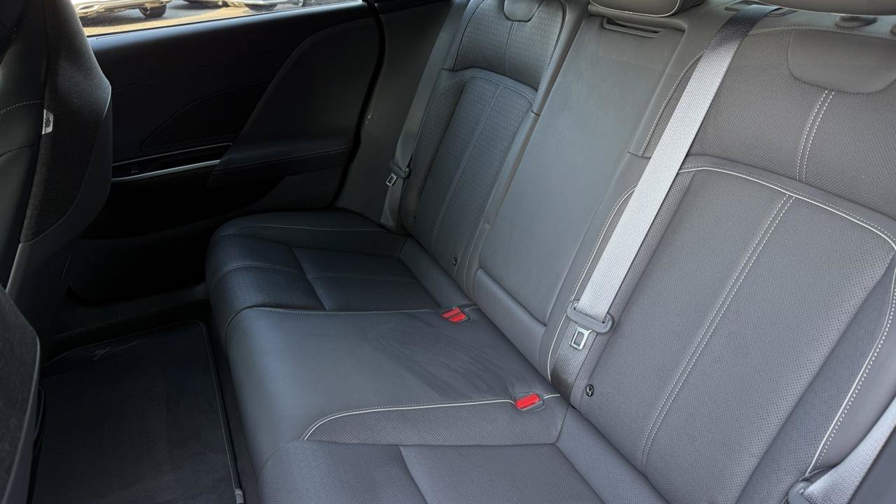 Used 2023 Lucid Air Grand Touring AWD/4WD image 32