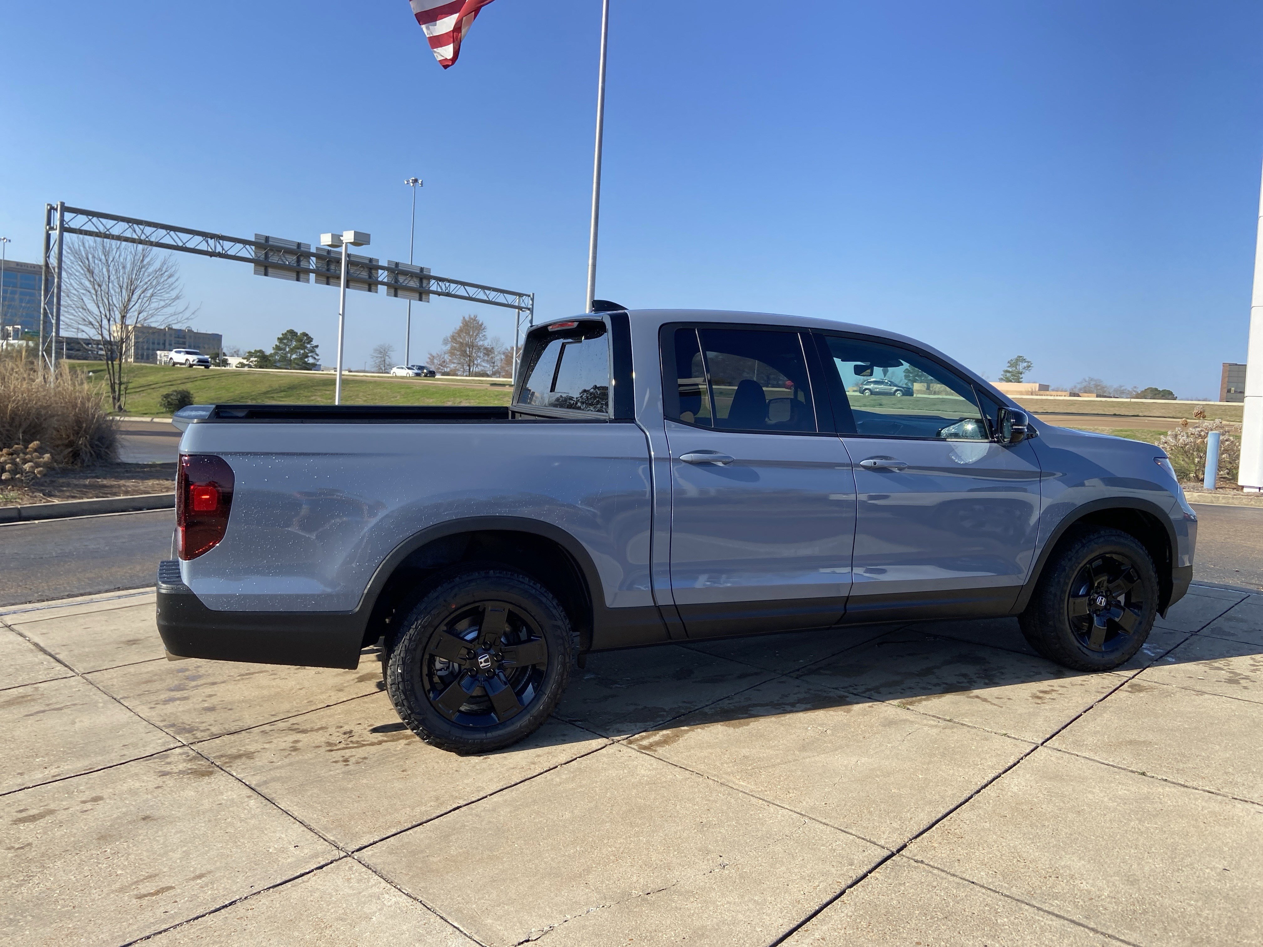 New 2026 Honda Ridgeline Black Edition image 11