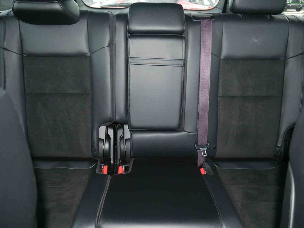 Used 2022 Jeep Grand Cherokee Altitude AWD/4WD image 37