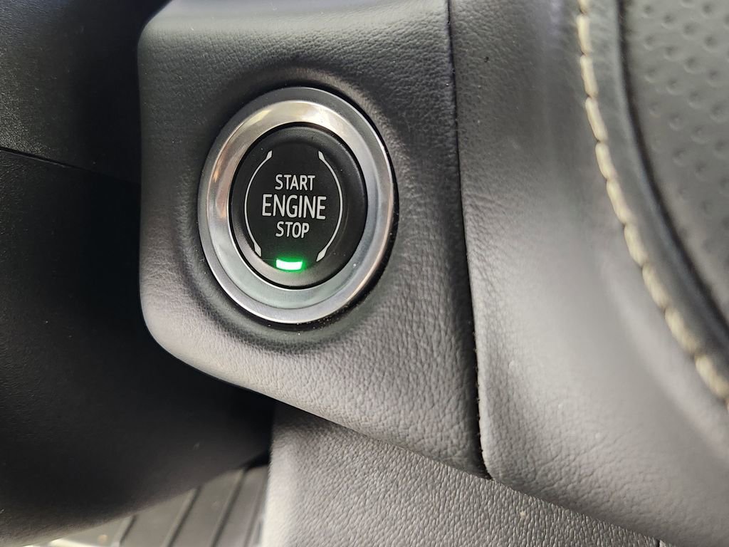 Used 2023 Chevrolet Tahoe Premier AWD/4WD image 20