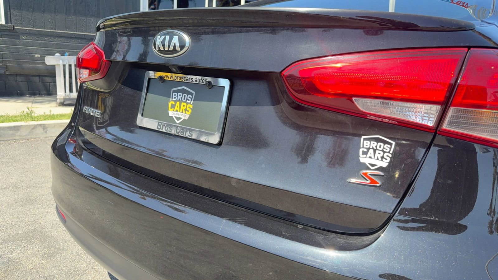 Used 2018 Kia Forte S FWD image 29