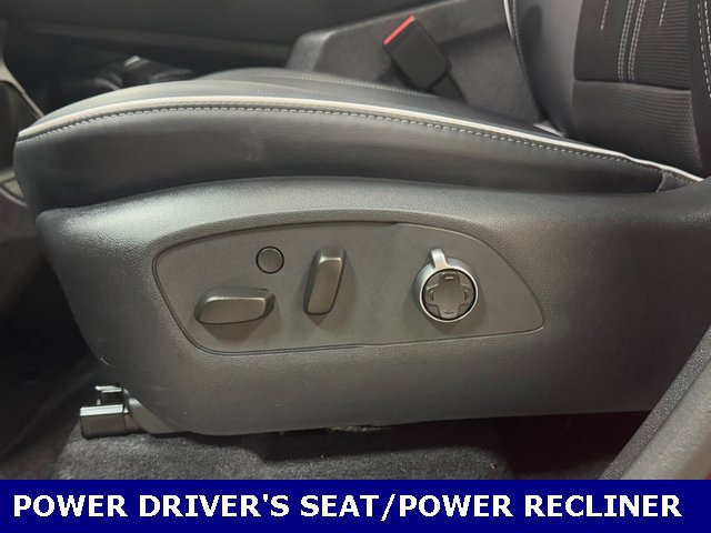 Used 2025 Buick Enclave Avenir w/ Super Cruise Package image 16