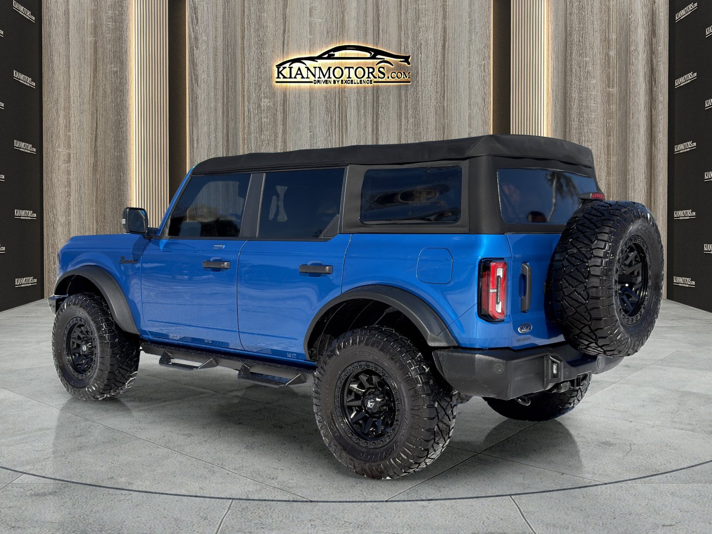 Used 2022 Ford Bronco Wildtrak AWD/4WD image 12