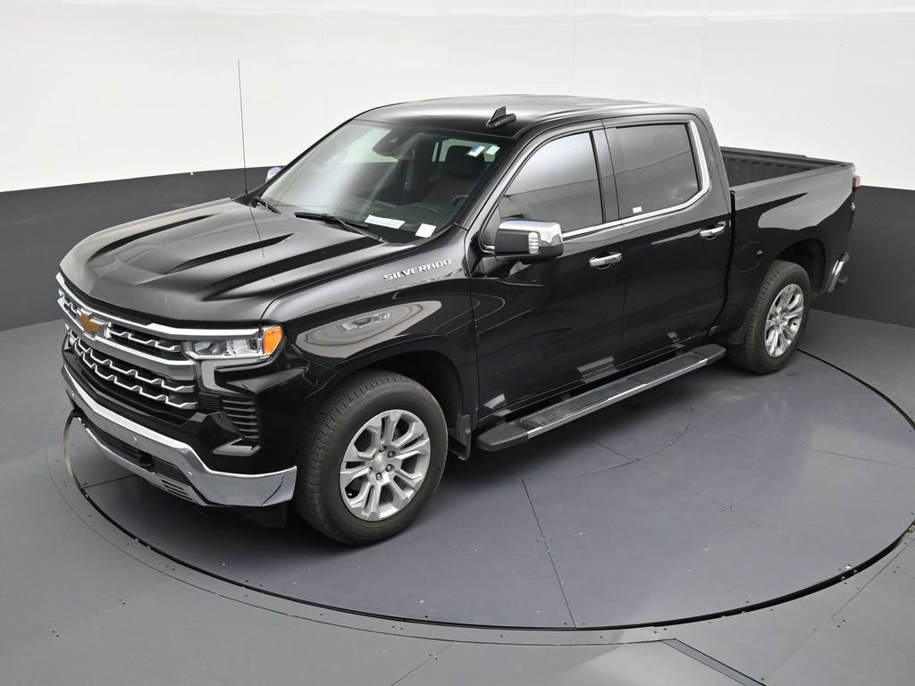 Used 2024 Chevrolet Silverado 1500 LTZ RWD image 12