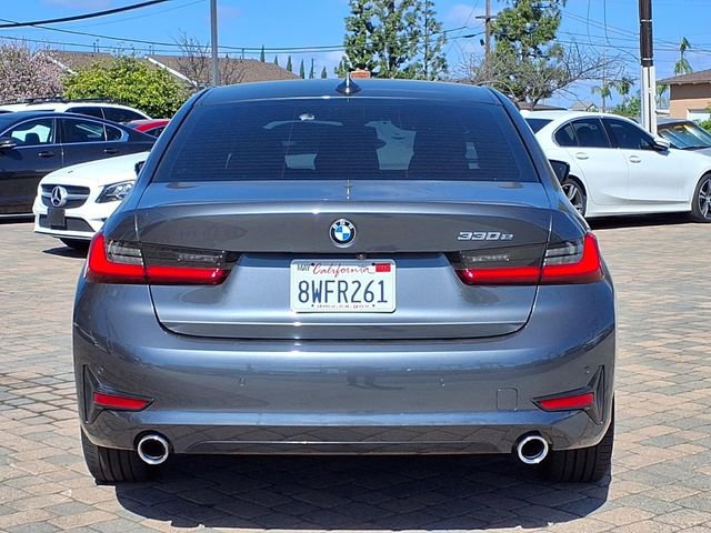 Used 2021 BMW 330e w/ Convenience Package image 4