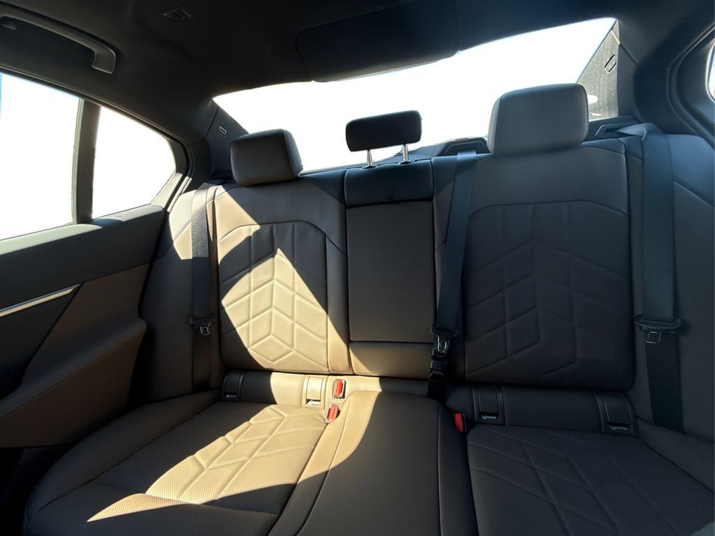New 2026 BMW 530i xDrive w/ M Sport Package image 20