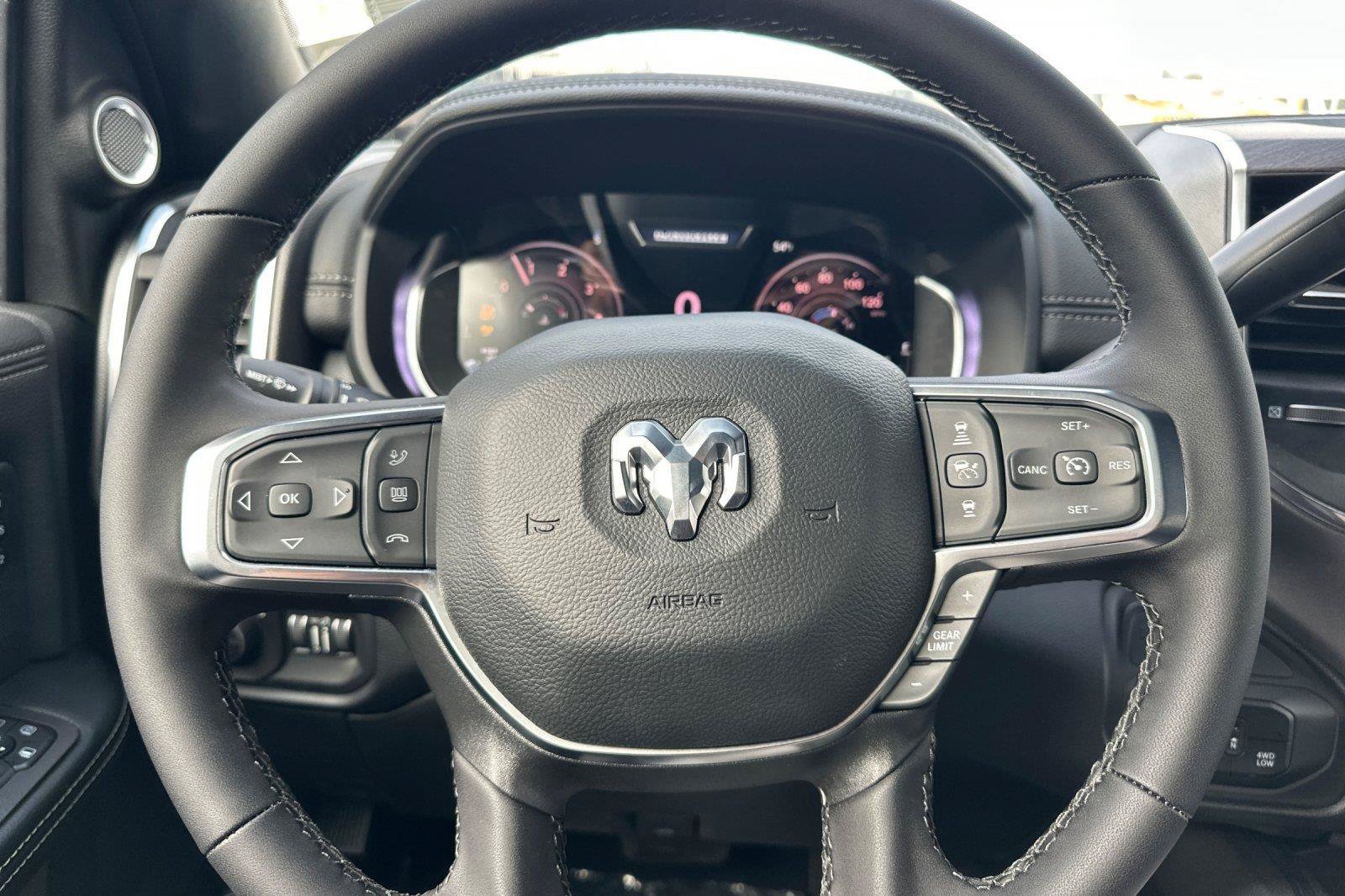 New 2026 RAM 3500 Laramie AWD/4WD image 22