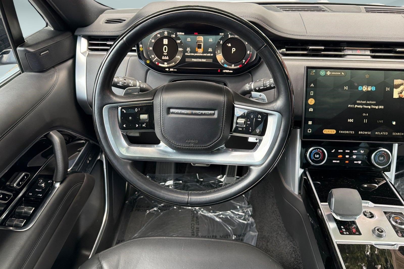 Used 2023 Land Rover Range Rover SE AWD/4WD image 32