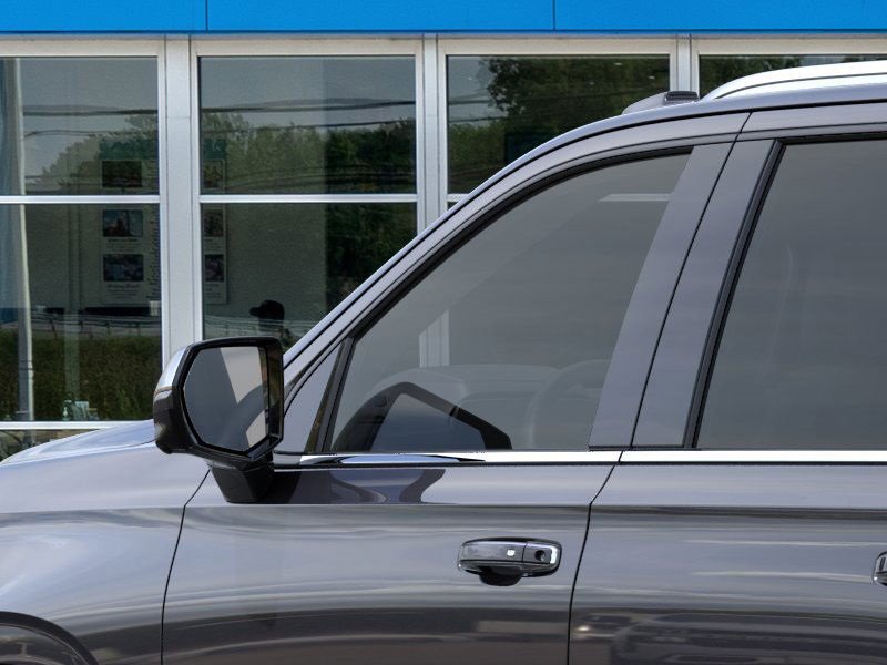 New 2026 Chevrolet Suburban Premier image 12