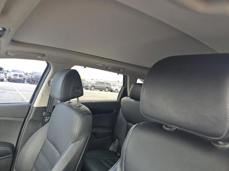 Used 2017 Kia Sorento EX w/ EX Advanced Touring Package FWD image 7
