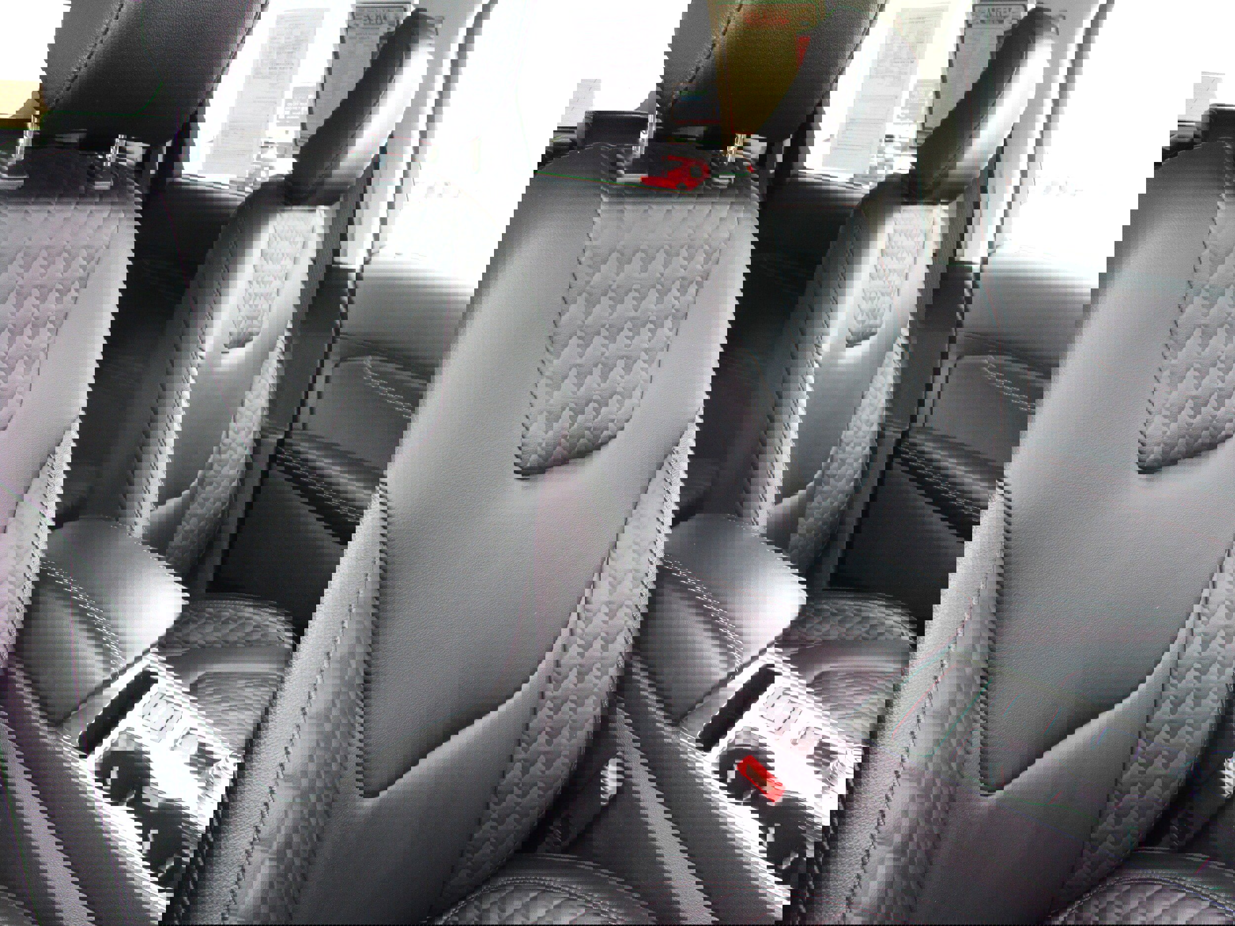 Used 2024 Ford Edge Titanium image 45