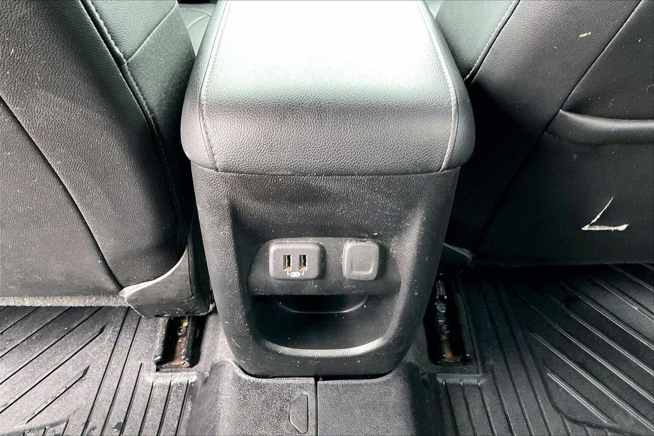 Used 2019 Chevrolet Colorado LT w/ Luxury Package, Chrome image 15