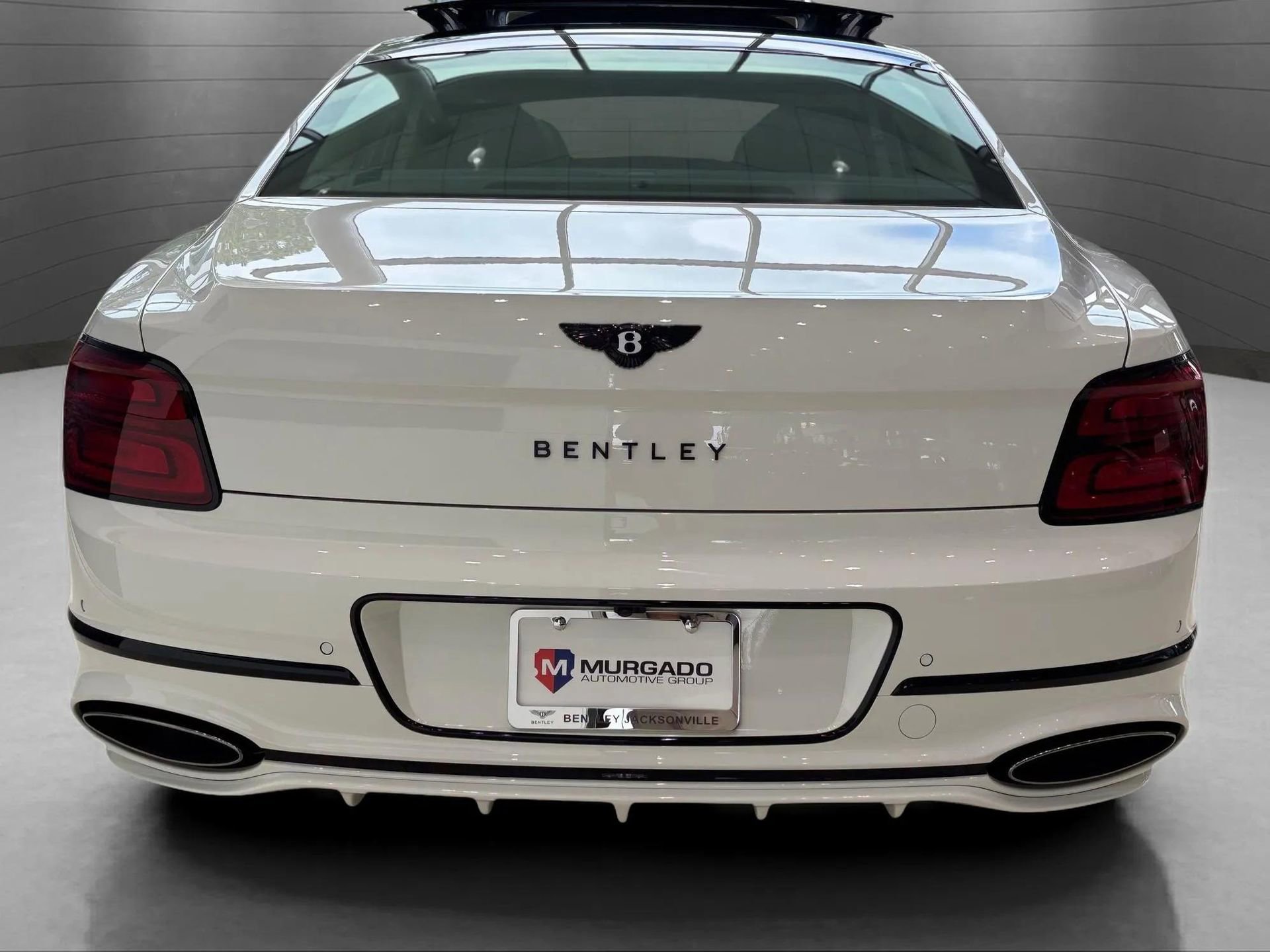 New 2025 Bentley Flying Spur Plug-In Hybrid image 13