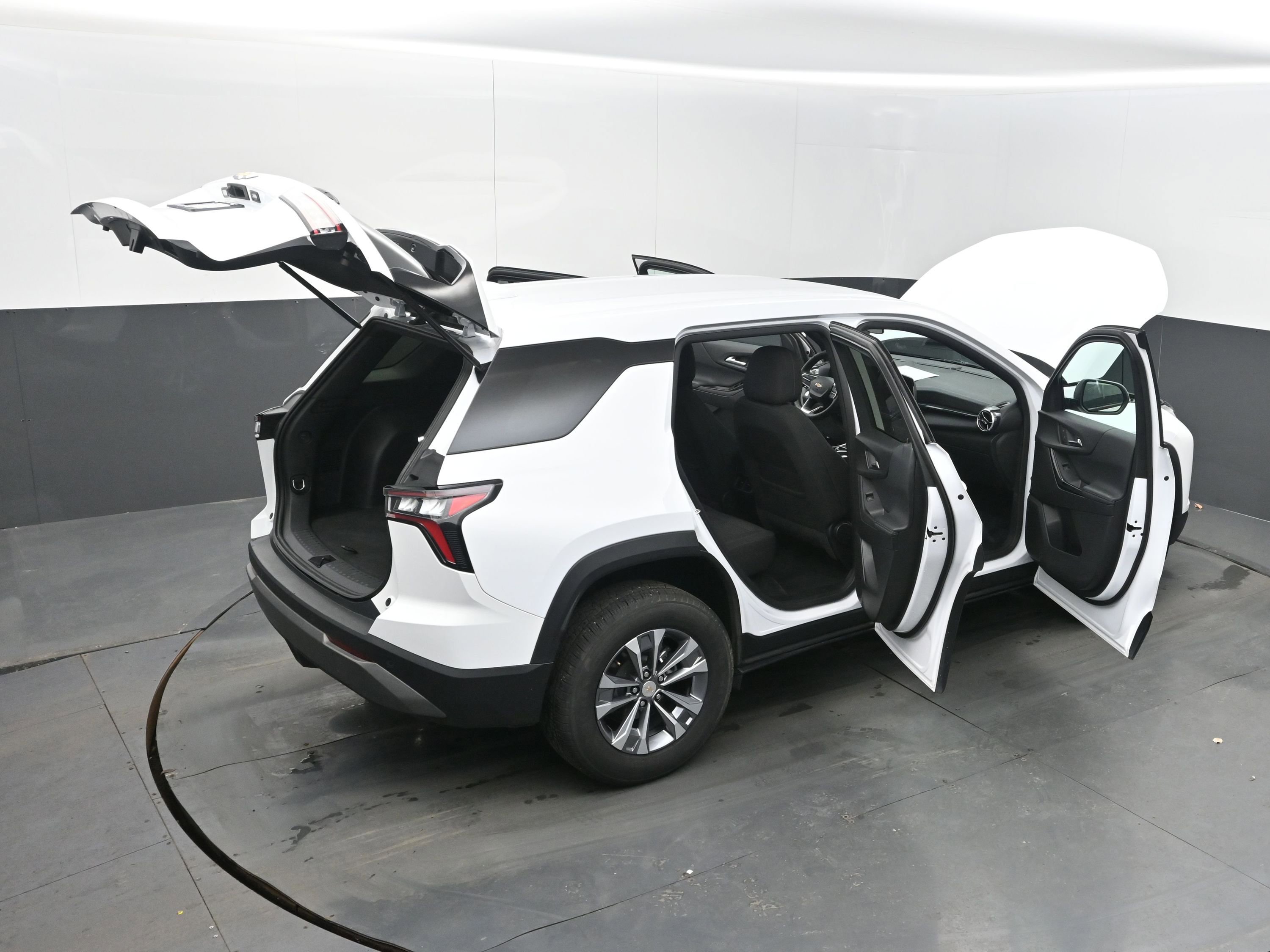 Certified 2025 Chevrolet Equinox LT image 45