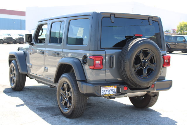 Used 2021 Jeep Wrangler Unlimited Sport AWD/4WD image 3