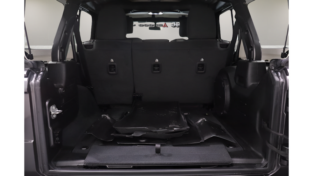 Used 2022 Jeep Wrangler Unlimited Sport AWD/4WD image 20