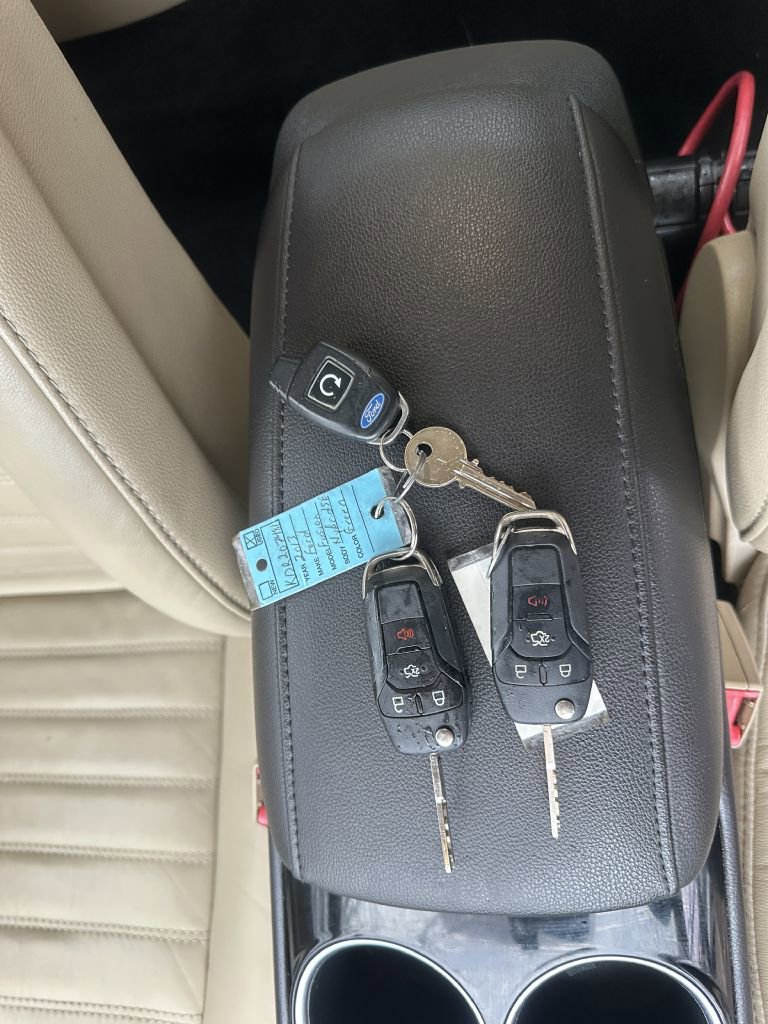 Used 2013 Ford Fusion SE image 23