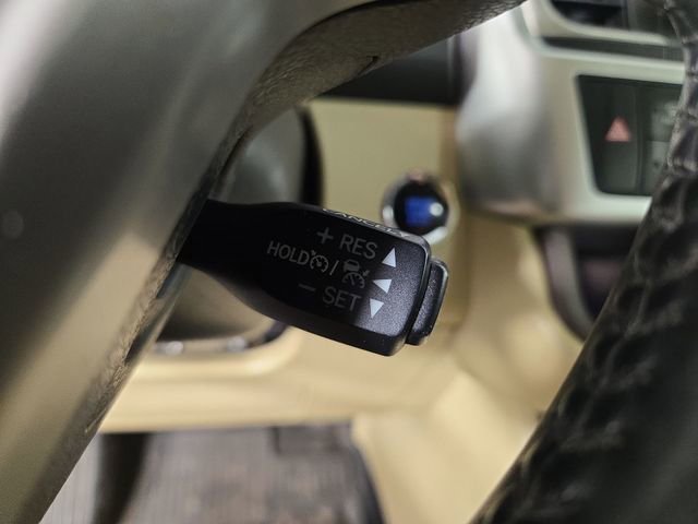 Used 2019 Toyota Highlander Limited image 24
