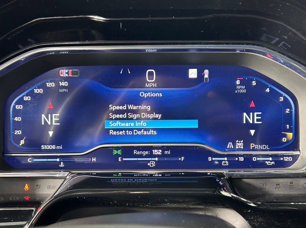 Used 2024 Chevrolet Silverado 1500 LT w/ Leather Package image 23