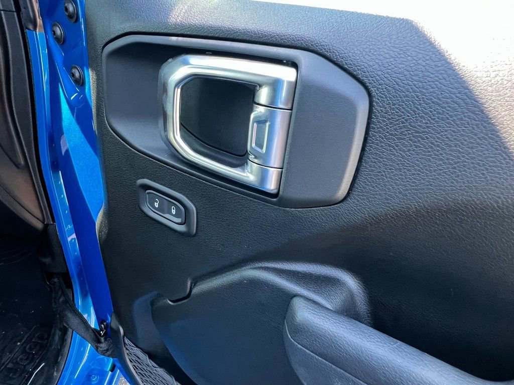 New 2025 Jeep Gladiator Sport AWD/4WD image 14