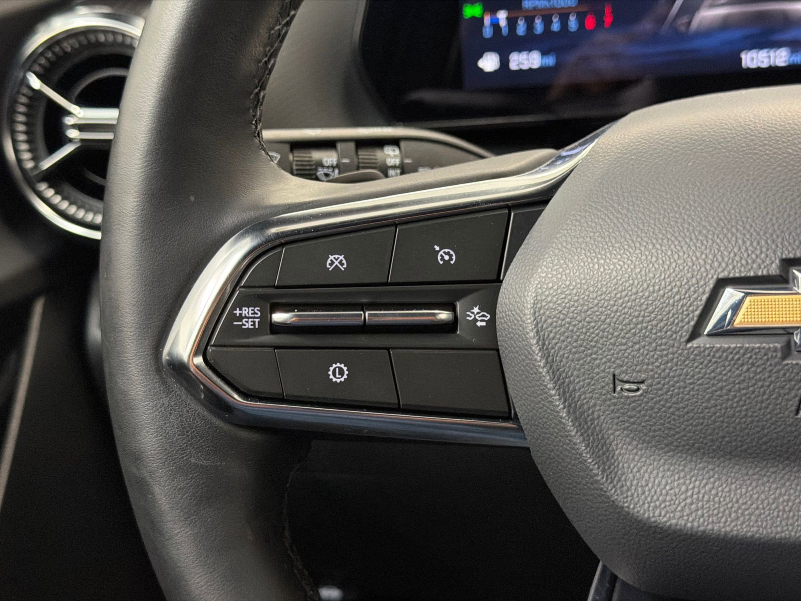 Used 2026 Chevrolet Equinox LT FWD image 20