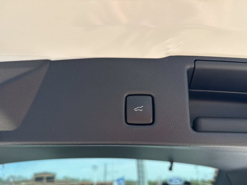 New 2025 Ford Escape SE FWD image 12