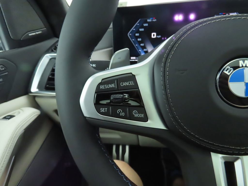 New 2026 BMW X7 M60i image 11