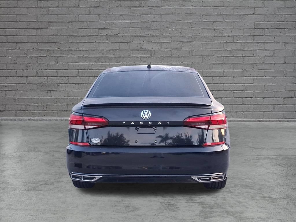 Used 2021 Volkswagen Passat 2.0T R-Line FWD image 9