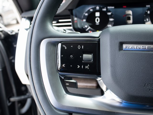 Used 2023 Land Rover Range Rover SE image 10