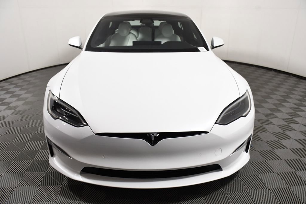 Used 2022 Tesla Model S image 10