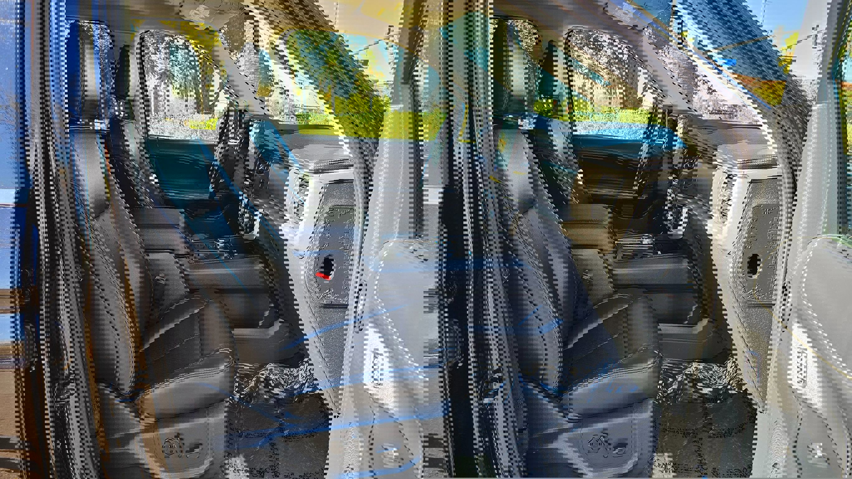 Used 2024 Ford Expedition XLT image 31