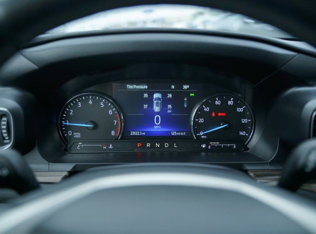 Used 2022 Ford Explorer Limited w/ Equipment Group 301A image 15