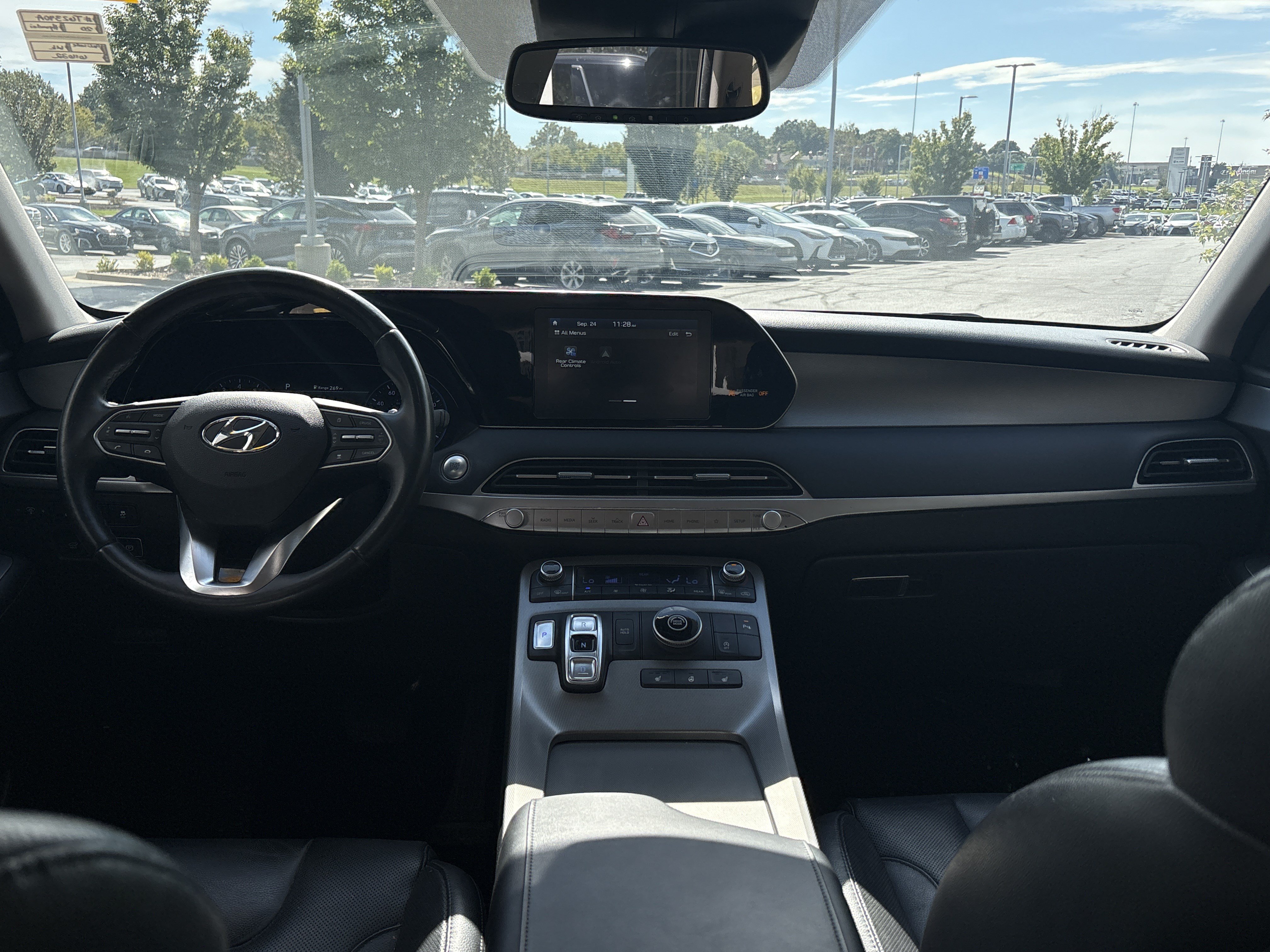 Used 2020 Hyundai Palisade SEL w/ Premium Package FWD image 15
