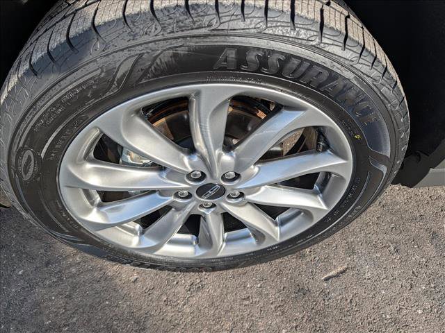 Certified 2022 Lincoln Corsair AWD w/ Premium Package image 9