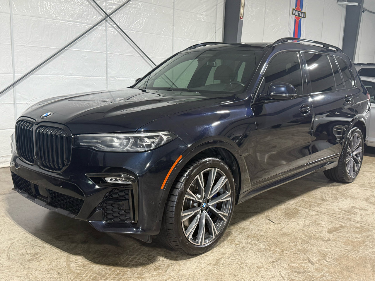 Used 2020 BMW X7 xDrive40i w/ M Sport Package image 4