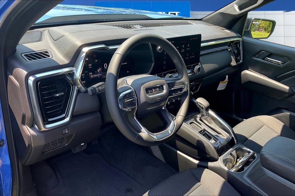 New 2026 GMC Canyon Elevation w/ Technology Package RWD image 7