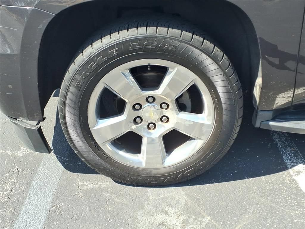 Used 2016 Chevrolet Tahoe LT w/ Texas Edition Package RWD image 16