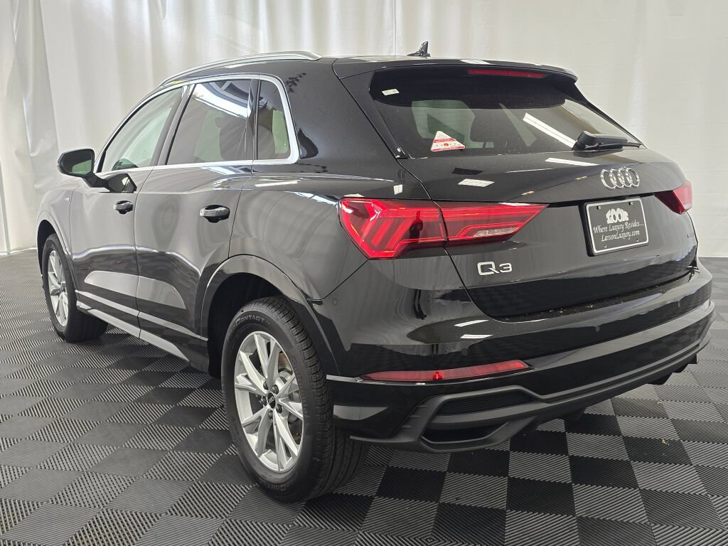 New 2025 Audi Q3 2.0T Premium Plus image 4