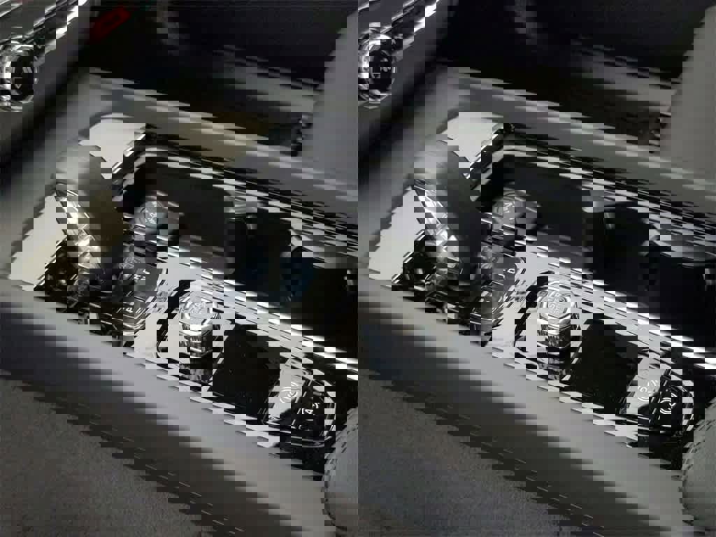 New 2025 Volvo XC60 T8 Plus w/ Protection Package Premier image 23