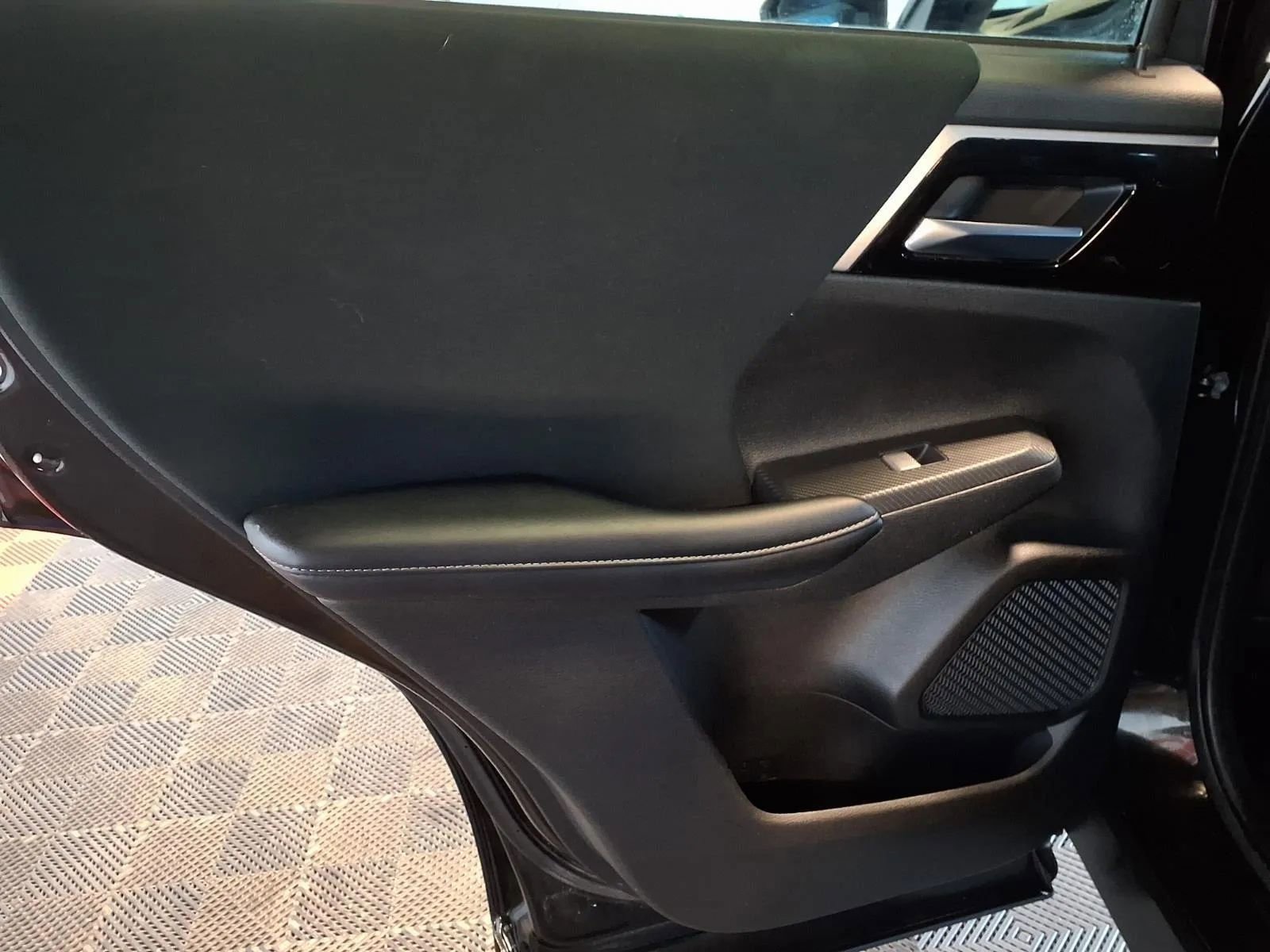 Used 2022 Mitsubishi Outlander ES image 11