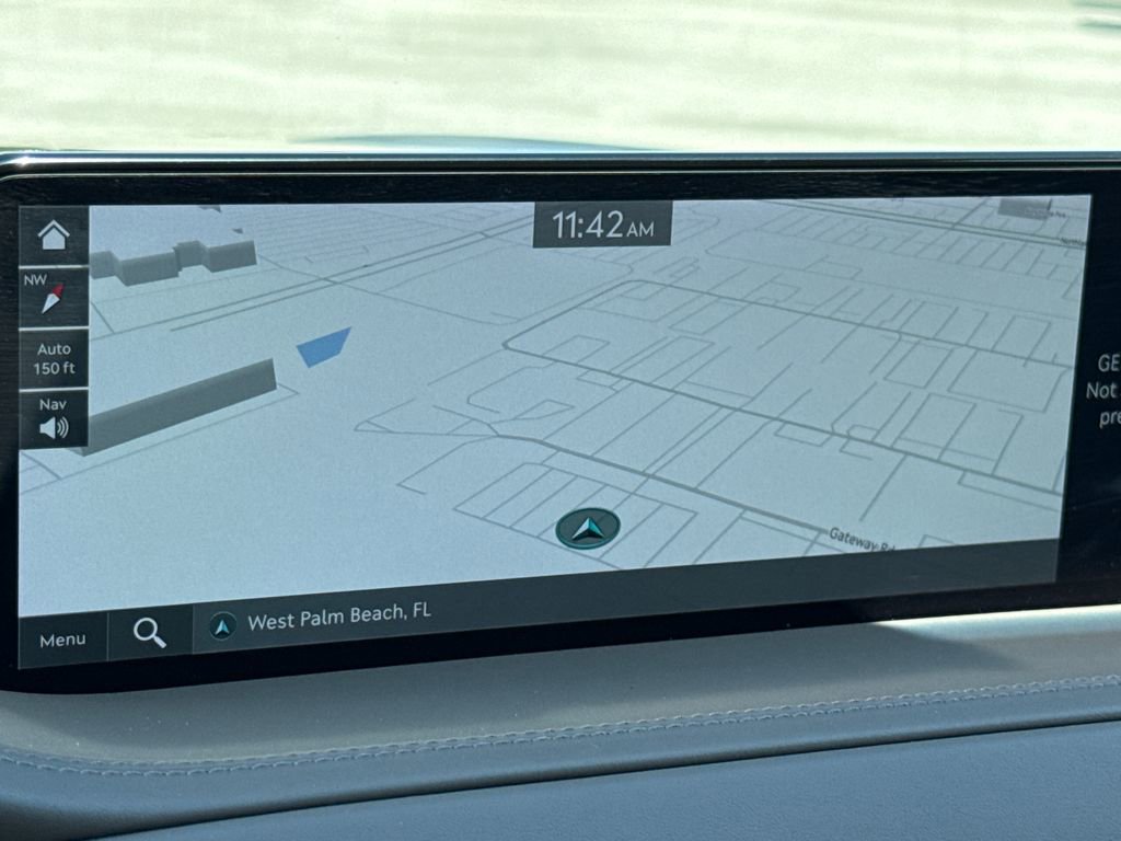 Used 2024 Genesis GV80 2.5T w/ Prestige Package image 22