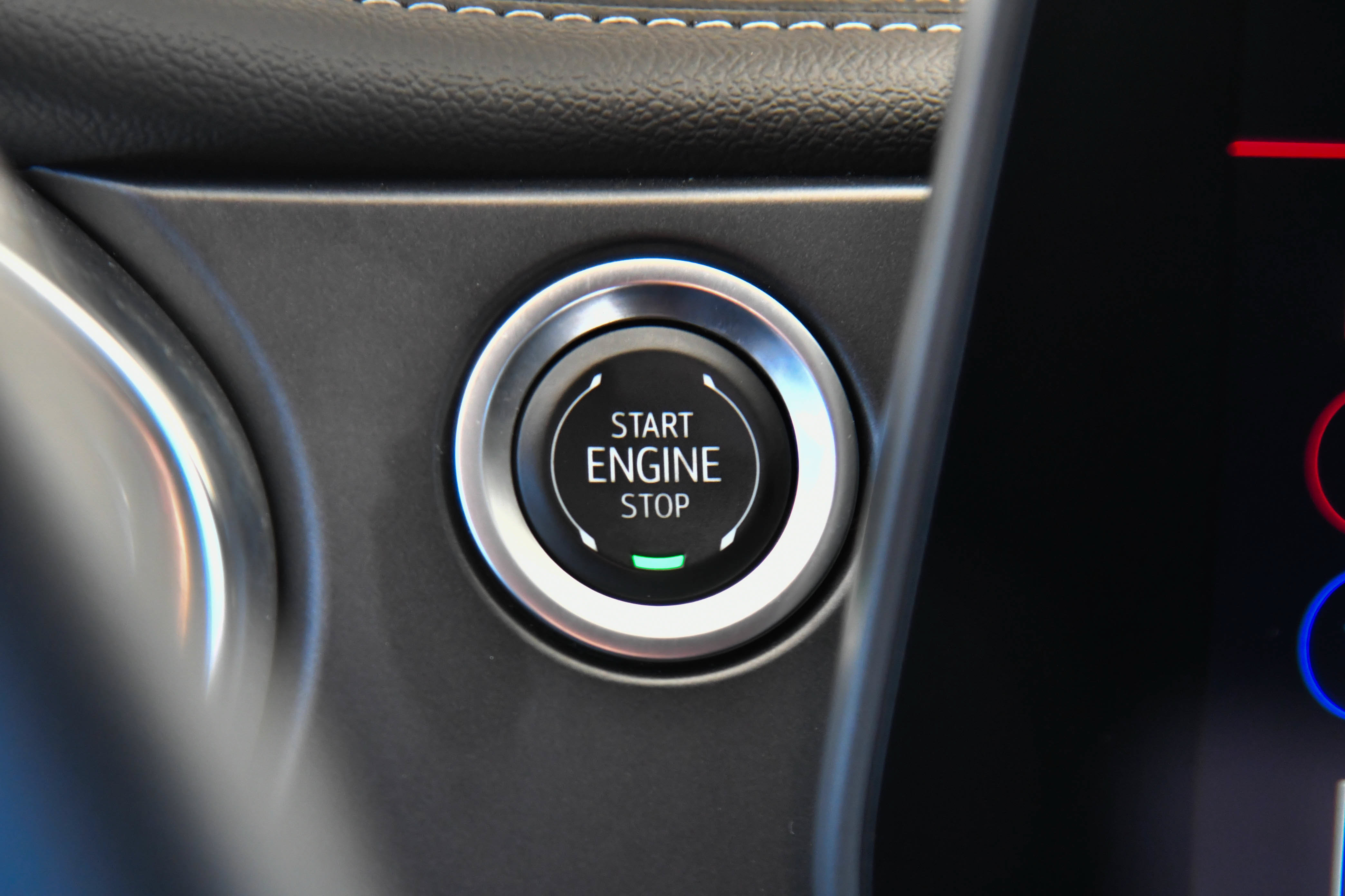 Used 2025 Chevrolet Blazer LT FWD image 27