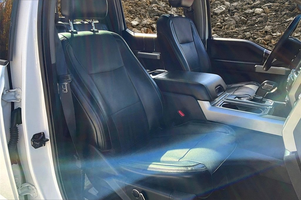 Used 2016 Ford F150 Lariat w/ Equipment Group 502A Luxury image 7