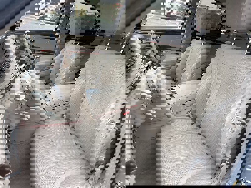 Used 2015 Mercedes-Benz S 550 Sedan image 18