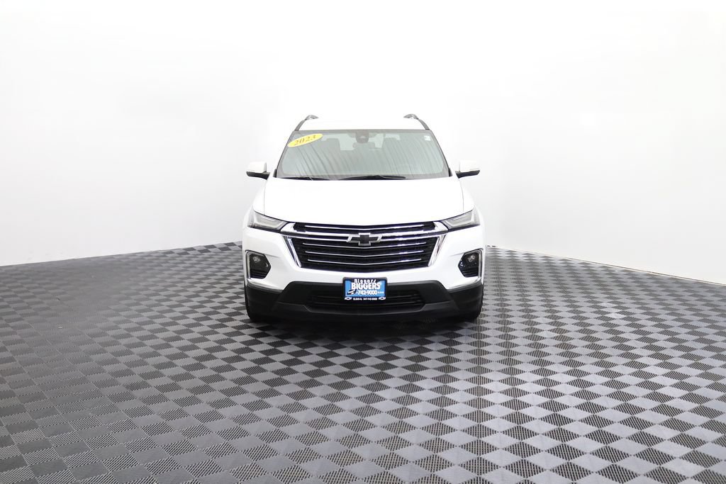 Used 2023 Chevrolet Traverse LT w/ LPO, Floor Liner Package AWD/4WD image 2